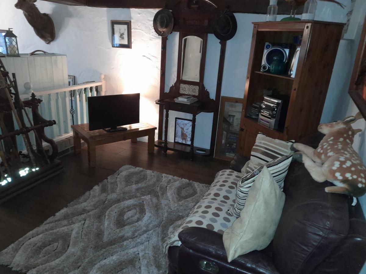 Clarisses Cottage Laragh Dış mekan fotoğraf